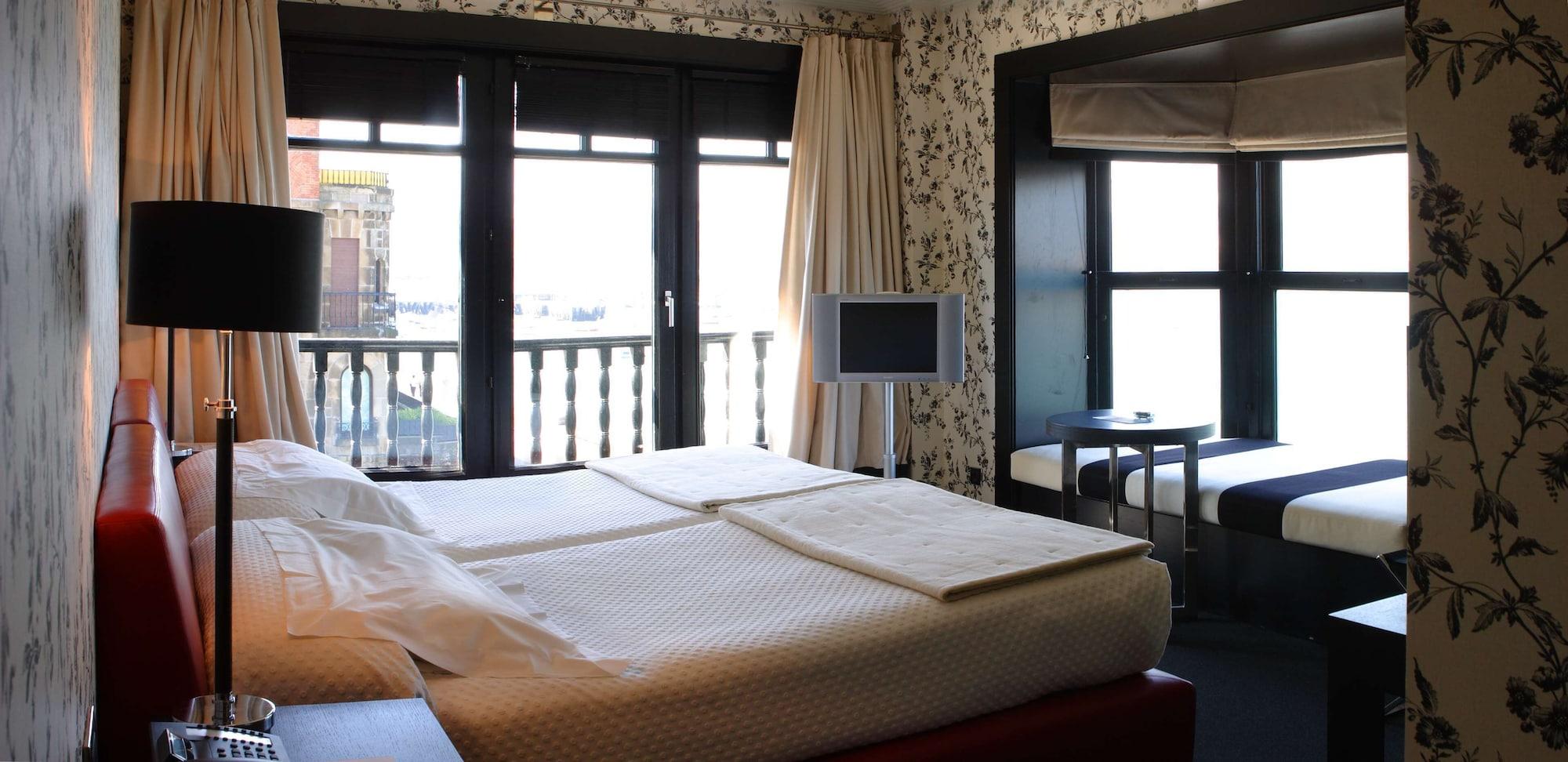 Ercilla Embarcadero Hotel خيتكسو الغرفة الصورة